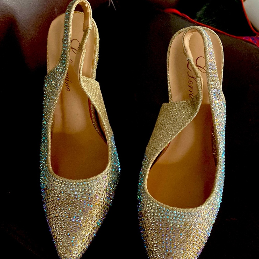 Gold woman heels